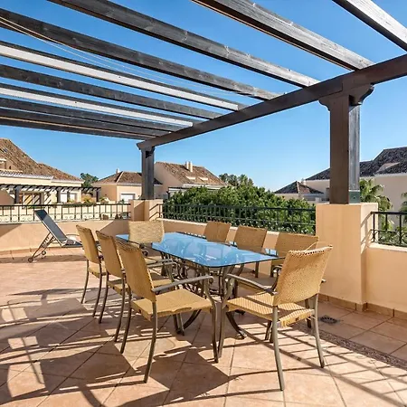Beachfront Penthouse Elviria Playa * ماربيا